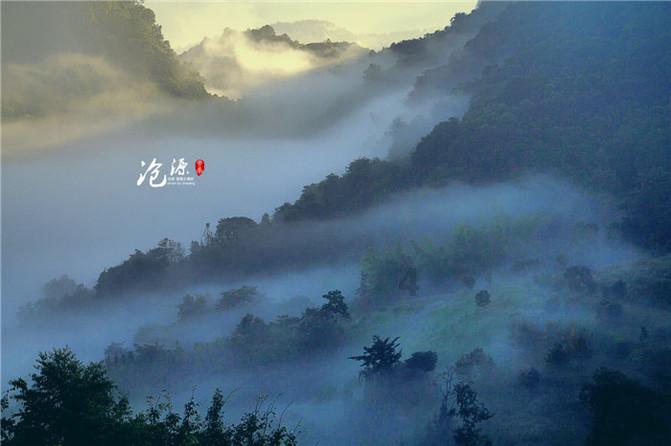 动漫人物吃东西